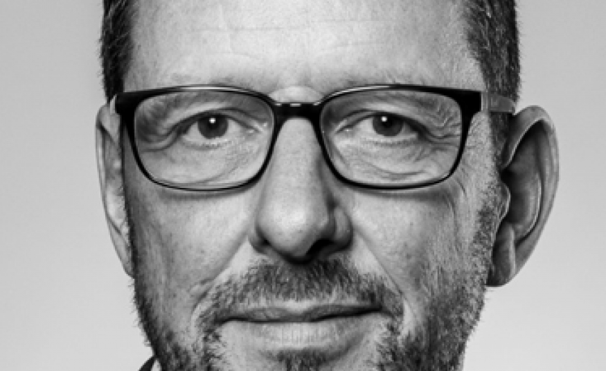 Dr. Martin Kraus Dr. Martin Kraus